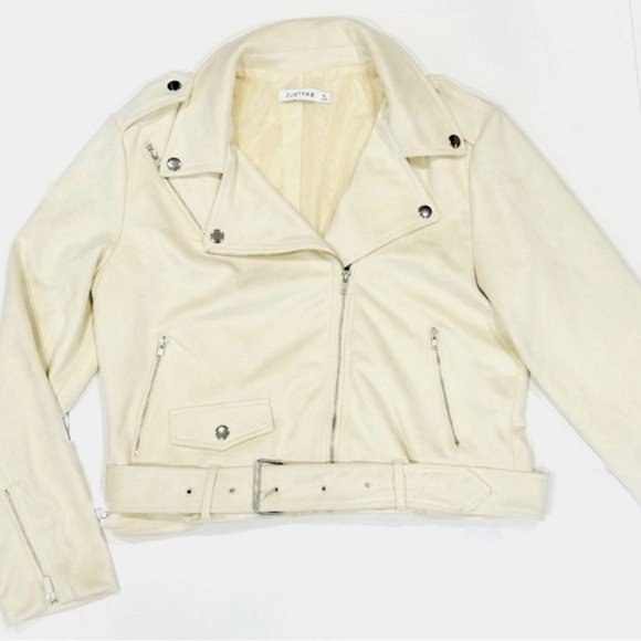 NWT JustFab belted cropped jacket ❤️ - Picture 3 of 7